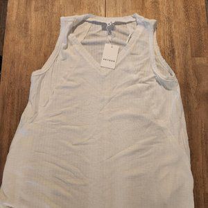 NWT Heyson White Tunic